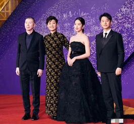 娱乐圈爆料冯小刚牵手,娱乐圈再掀波澜 第3张 娱乐圈爆料冯小刚牵手,娱乐圈再掀波澜 第3张